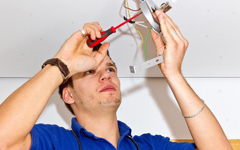 cherche électricien Meudon